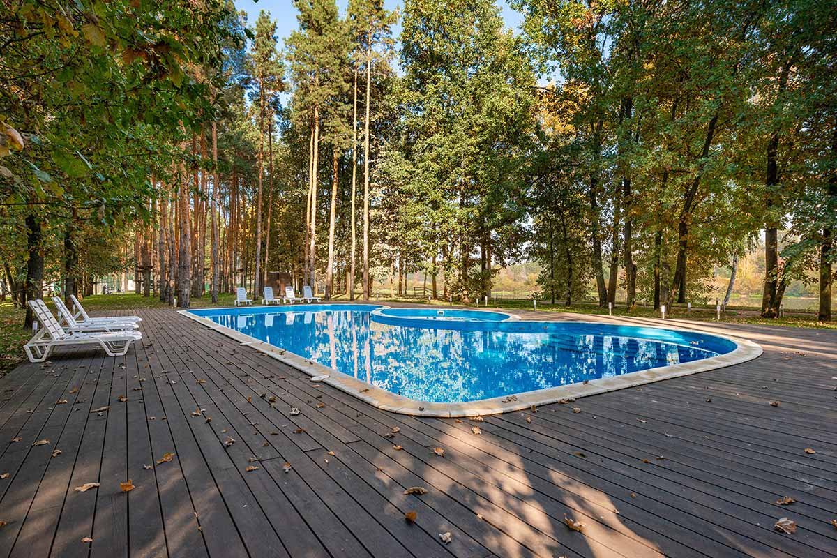 07-outdoor-pool Outdoor Pool